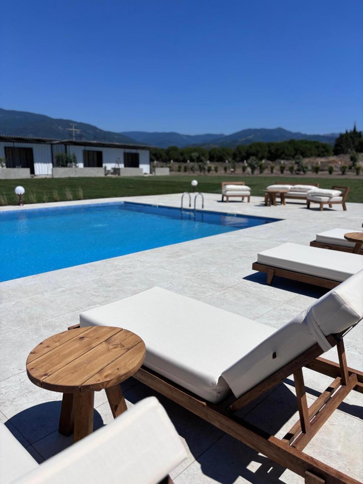 Aparthotel Casa Mora Edremit  Esterno foto