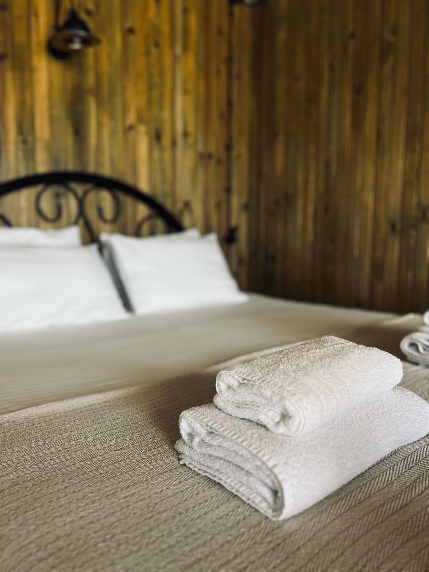 Aparthotel Casa Mora Edremit  Esterno foto